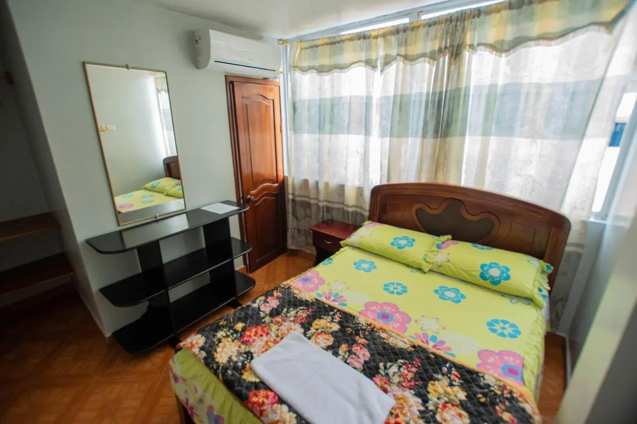 Guest house Hostal San Francisco San Cristobal